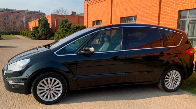 Ford S-Max cena 43500 przebieg: 190000, rok produkcji 2014 z Gniezno małe 742